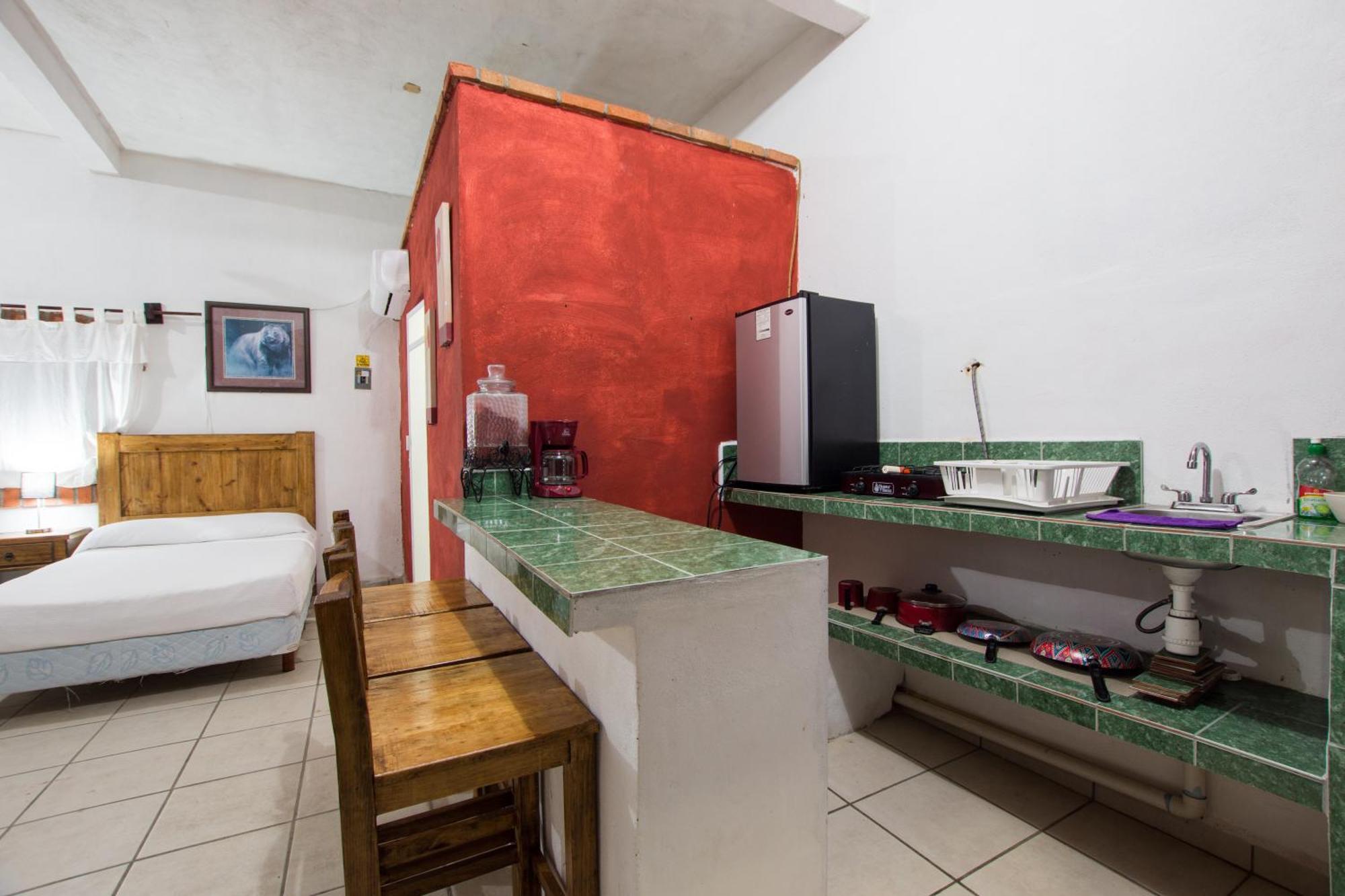 Traditional Sierra Leon Oceanfront Rooms - Adults Only プエルトバラータ エクステリア 写真